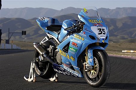 rizla suzuki statue